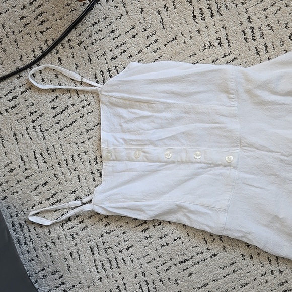 Too small - Picture 2 of 3